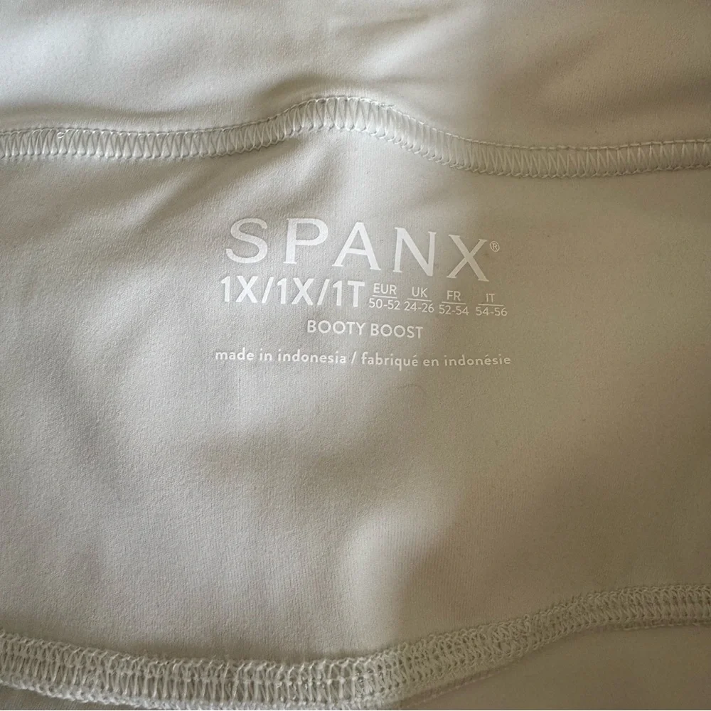 NEW SPANX Booty‎ Boost Skirt Around Knee Plus Size 1X White Cloud Sporty Workout
